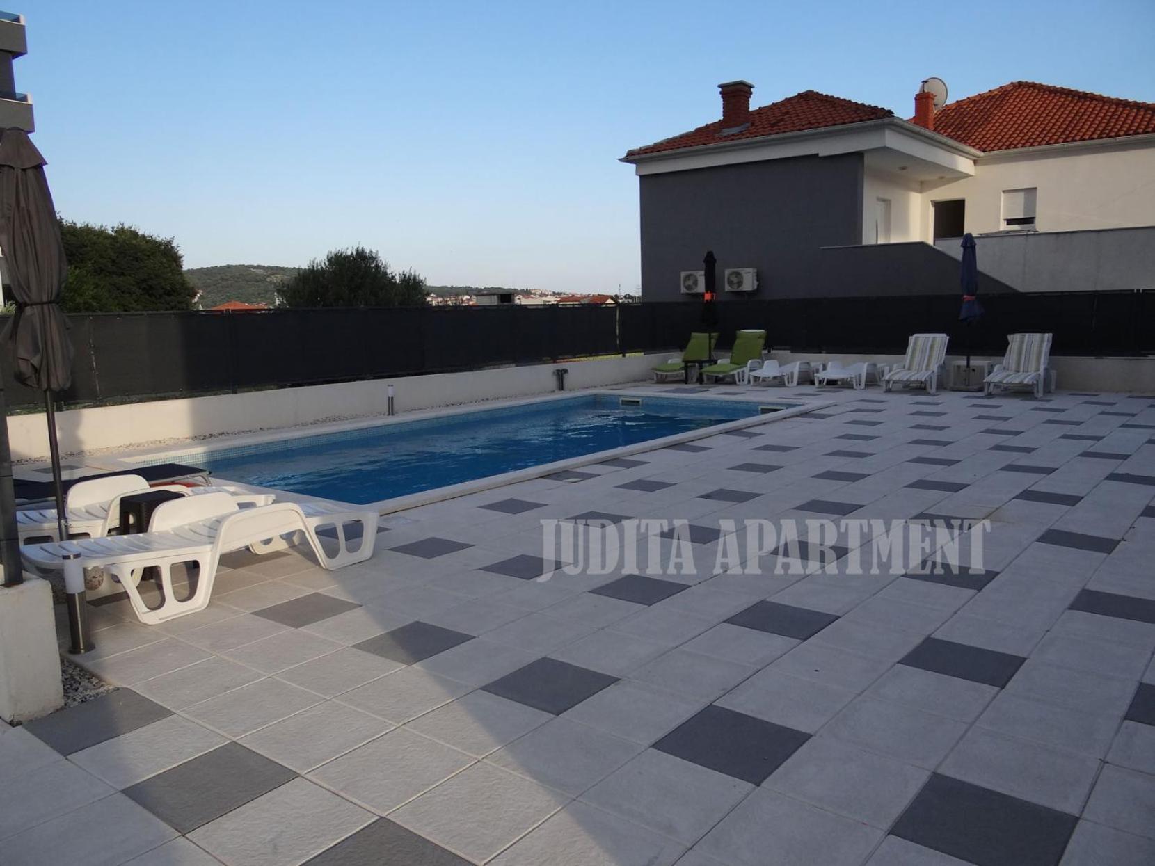 Judita Trogir Exterior foto